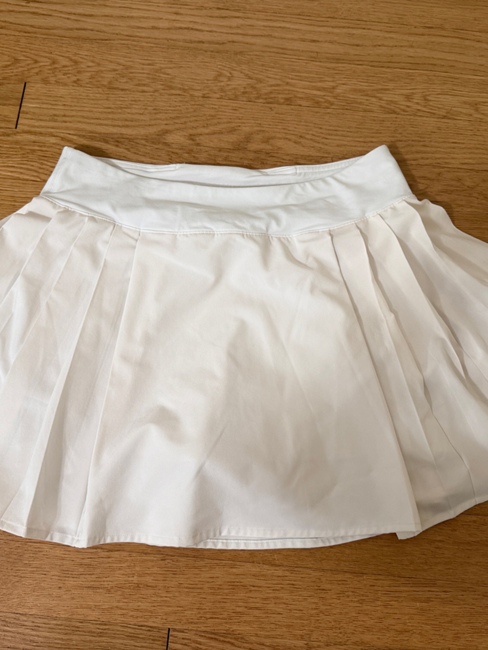 lululemon athletica White Pleated Skirt